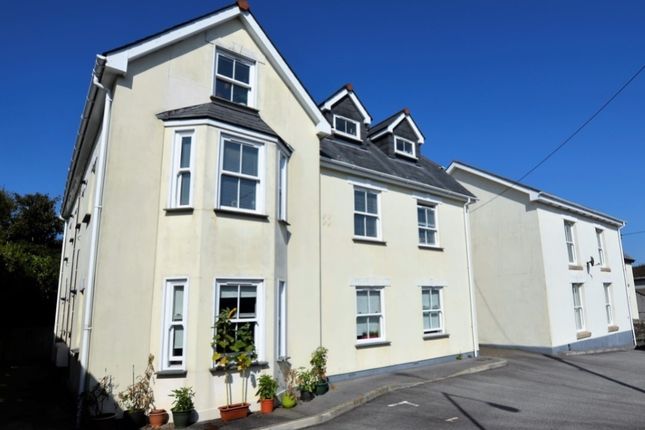 Flat to rent in 99 Alexandra Road, St. Austell, Cornwall