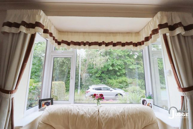 22, Henson Close, Birstall, Leicester photo 4