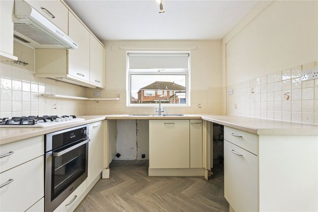 3 bed semi-detached house to rent in Grimsby DN37 – £950 pcm