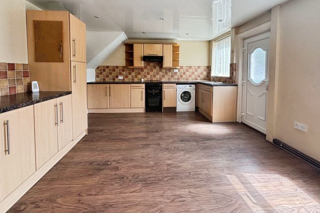 50, Stainburn Avenue, Liverpool photo 3