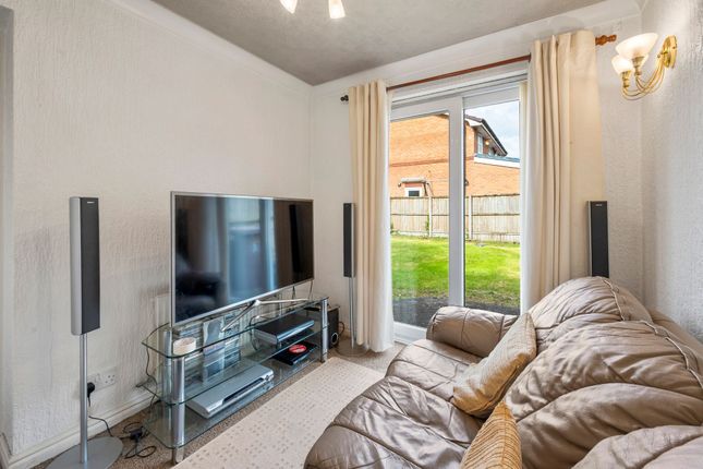 4 Pintail Close, St. Helens photo 4