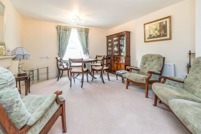 Flat for sale in Cartwright Court, Church Street, Malvern, Worcestershire