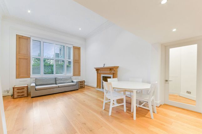 Flat to rent in Cornwall Gardens, London