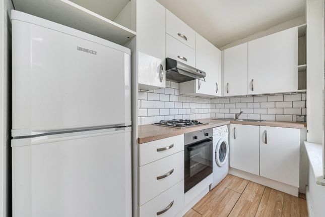 Flat C, 23, Wood Vale, London photo 4