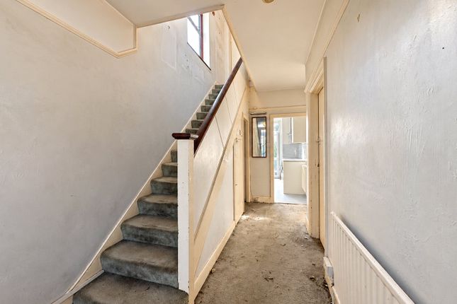Thornsbeach Road, London photo 2