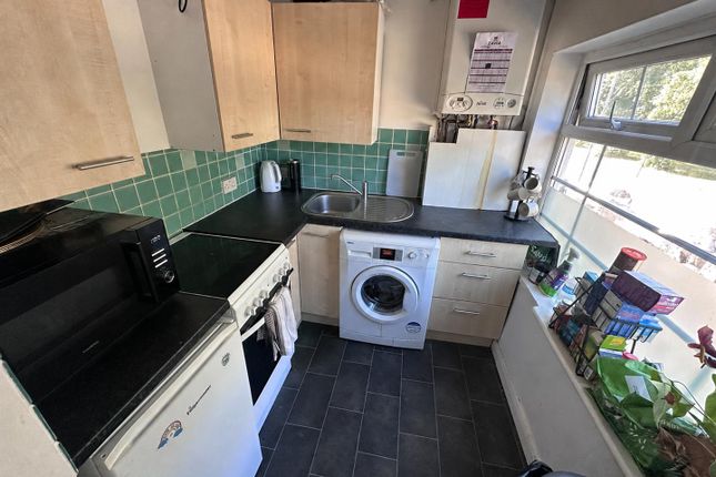 Flat 3, 290 Edward Road, Birmingham photo 4