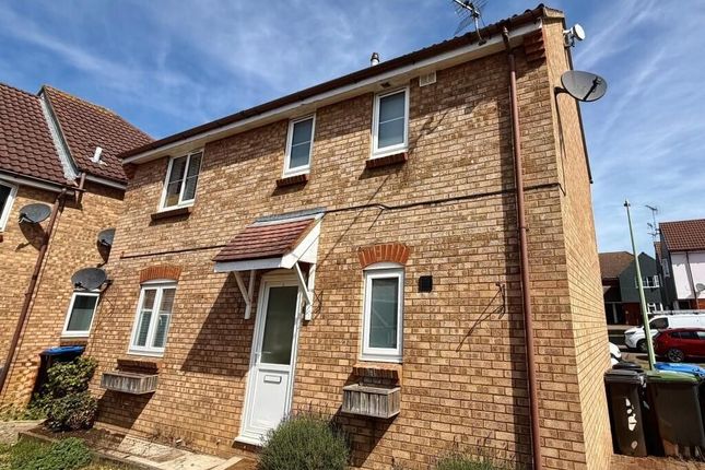 1-bed flat on 31 Drake Close, Stowmarket, £850/mo