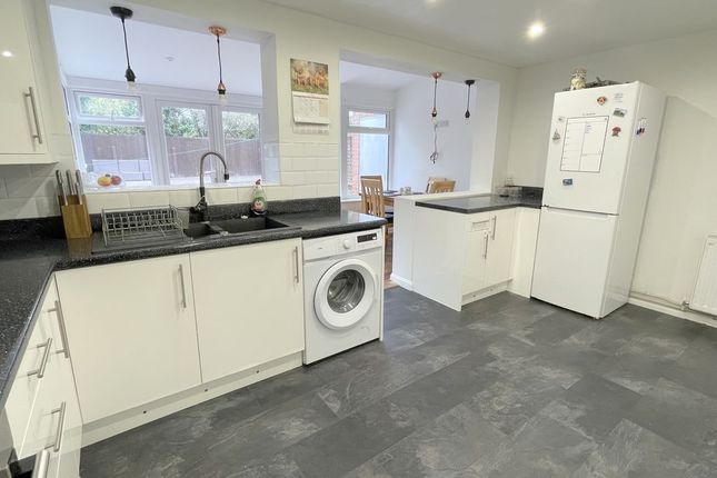 22, Campernell Close, Colchester photo 4