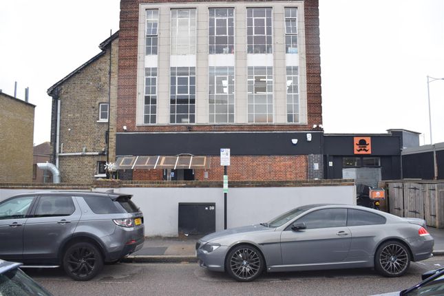 Thumbnail Office to let in Cambridge Park, Wanstead, London