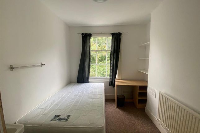 Bedroom 6.Jpg