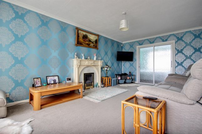 37, Miles Lane, Leconfield, Beverley photo 2