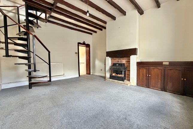 9 School Lane, Wakefield photo 2