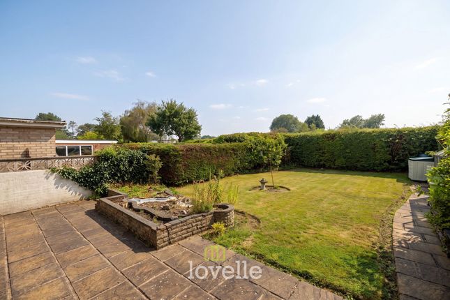10 St. Thomas Close, Grimsby photo 4