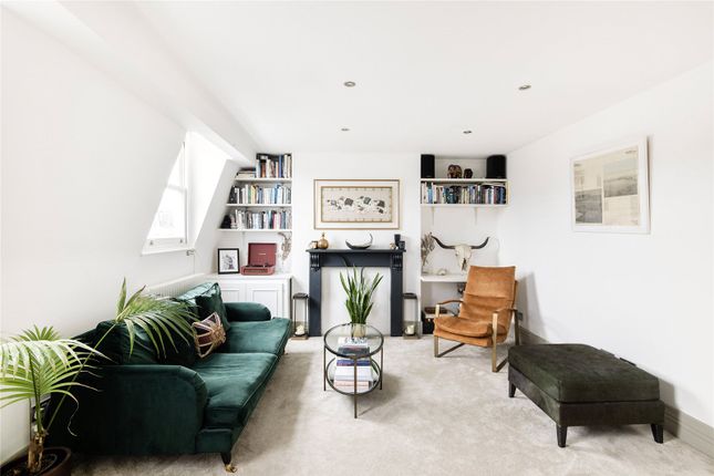 Thumbnail Flat to rent in Cornwall Crescent, Notting Hill