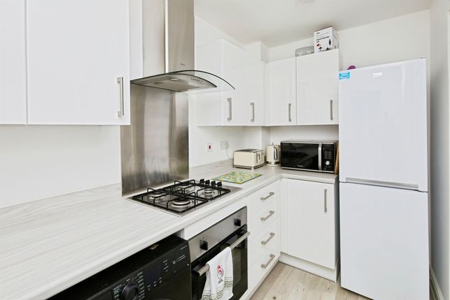 17, Woods Drive, ALFRETON photo 4