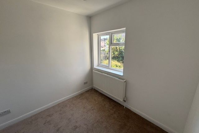 39, BRISTOL photo 5