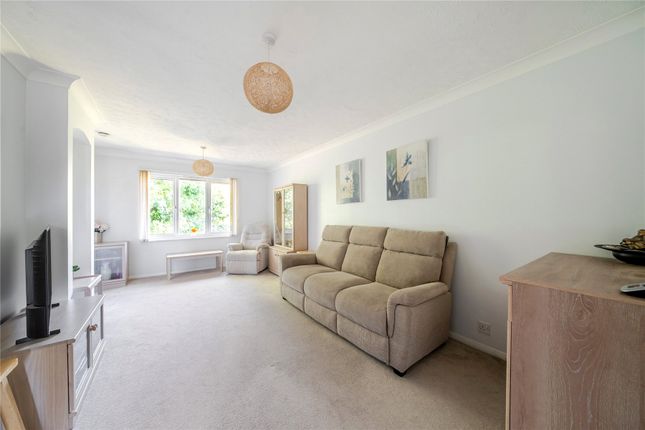 Flat 52, Beck Court,, Beck Lane, Beckenham photo 4