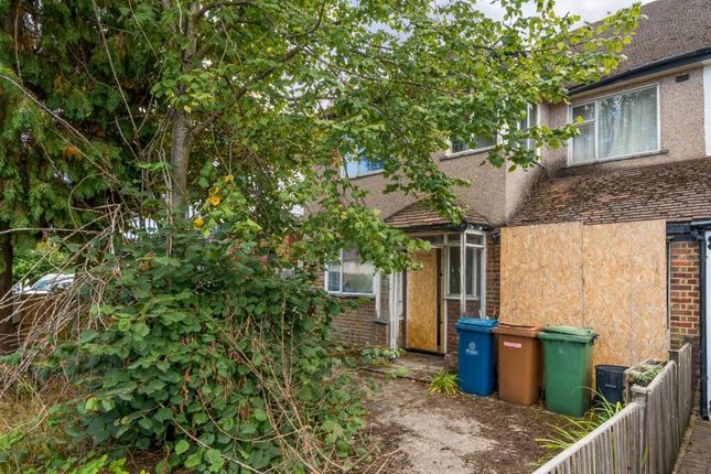 Semi-detached house for sale in Oakington Avenue, Harrow