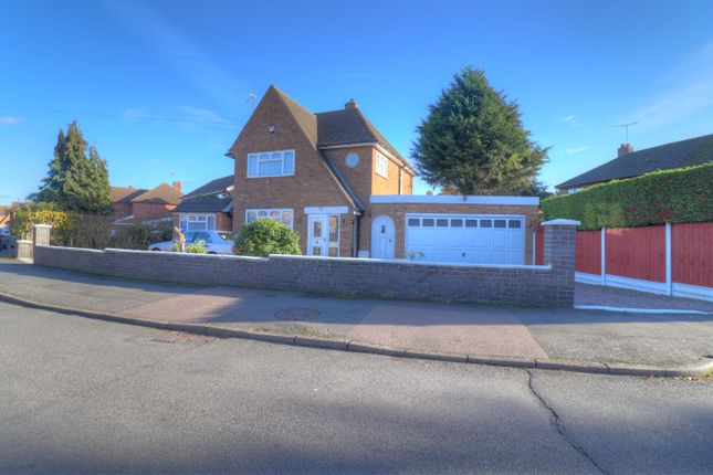 Thumbnail Detached house for sale in Saltersgate Drive, Birstall, Leicester