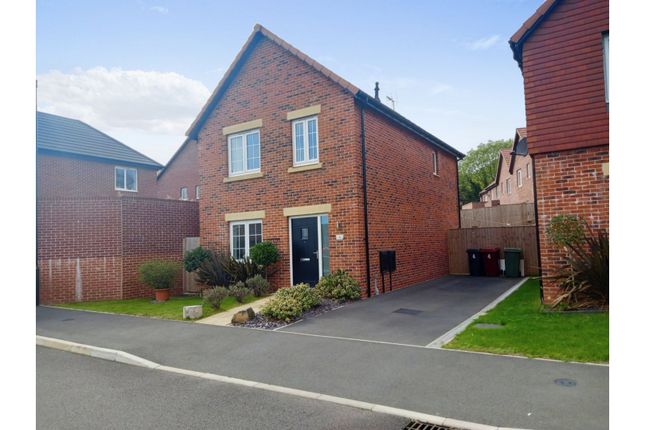 Thumbnail Detached house for sale in Greenwood View, Creswell, Worksop