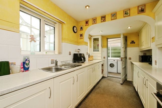 56, Leven Road, YORK photo 4