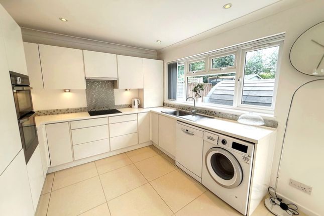 86, Monks Road, ENFIELD photo 2