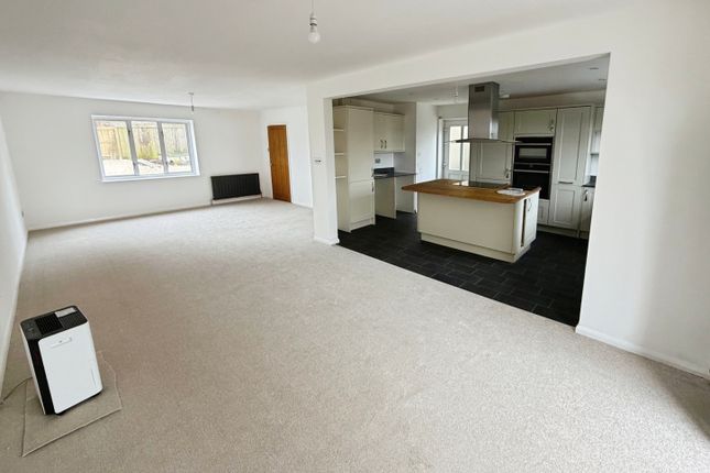 57, Packsaddle Way, Frome photo 2