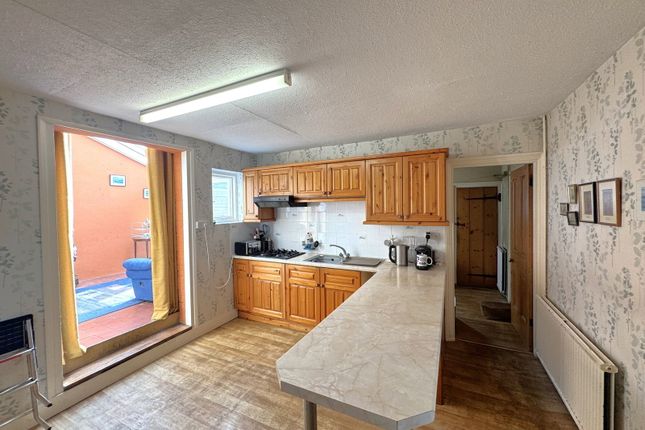 West End House, West End, Marden photo 3