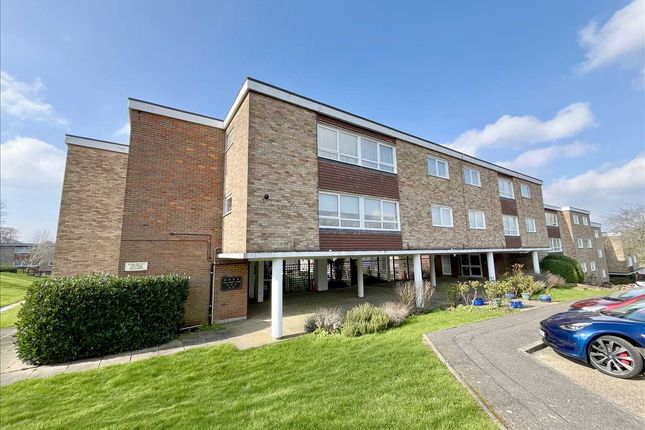 Flat for sale in The Four Tubs, Bushey Heath WD23.