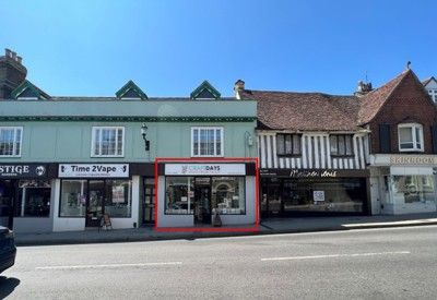 Retail premises to let in 27 High Street, Saffron Walden, Essex