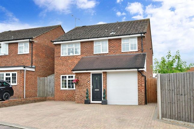 Thumbnail Detached house for sale in Austen Way, Larkfield, Aylesford, Kent