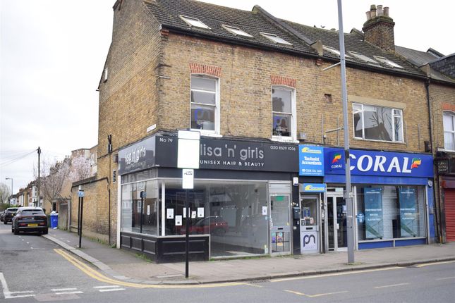 Retail premises to let in Station Road, Chingford, London