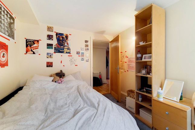 Thumbnail Flat to rent in Rotherhithe Street, Canada Water, London