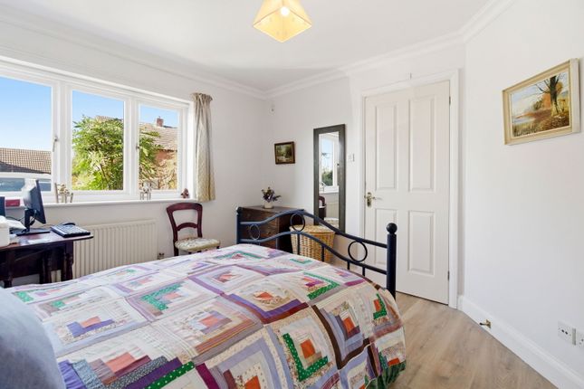 8, Broadwood Park, Malvern photo 4
