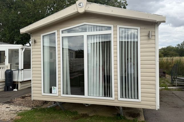 90, Riverview Holiday Park, Witham Bank photo 3