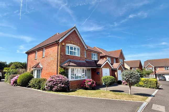 44, Manor Farm Close, Lympne photo 3