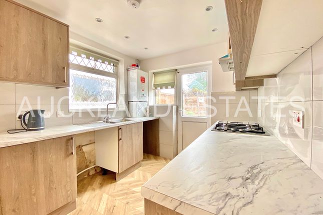 Thumbnail Semi-detached bungalow to rent in Dugdale Hill Lane, Potters Bar