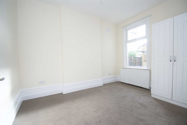 Swaton Road, London photo 5