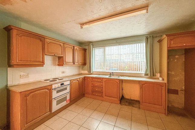 00, Albert Terrace, Durham photo 2