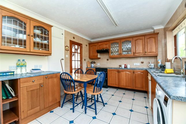 Anderwood Drive, Lymington photo 3