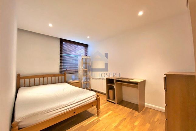 5, Fenwick Place, Clapham North photo 4
