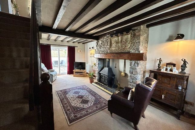 1 Bryn Morfydd Cottages, Dolwen Road, Llysfaen photo 4