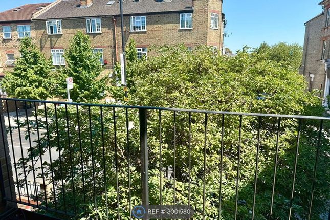 Flat, Mill Cross Court Windmill Road, Brentford photo 5