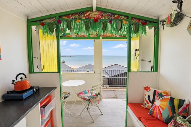 Southcliff, Walton-on-the-naze photo 5