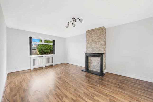 Inchkeith Drive, Dunfermline photo 3