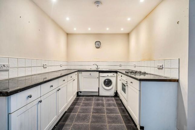 Flat 29 - 373, London Road, Portsmouth photo 2