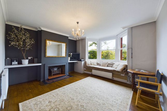 Thumbnail Property for sale in London Road, Boxmoor