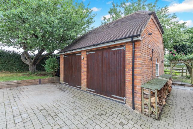The Rickyard,, School Lane, Amersham photo 4