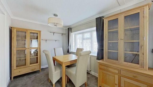 12, Cherry Blossom Drive, Herne Bay photo 4
