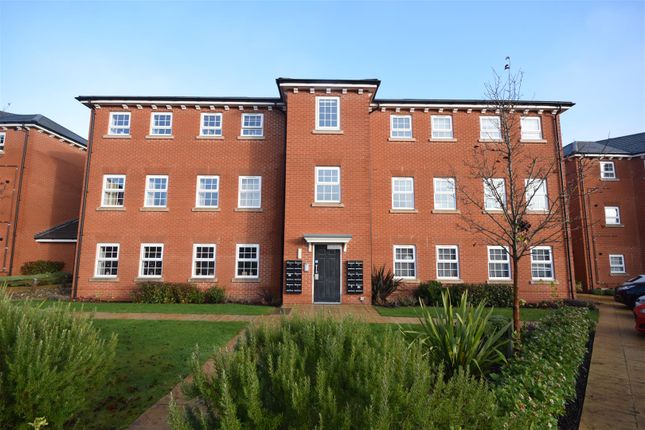 Flat for sale in Cordwainer Close, Sprowston, Norwich